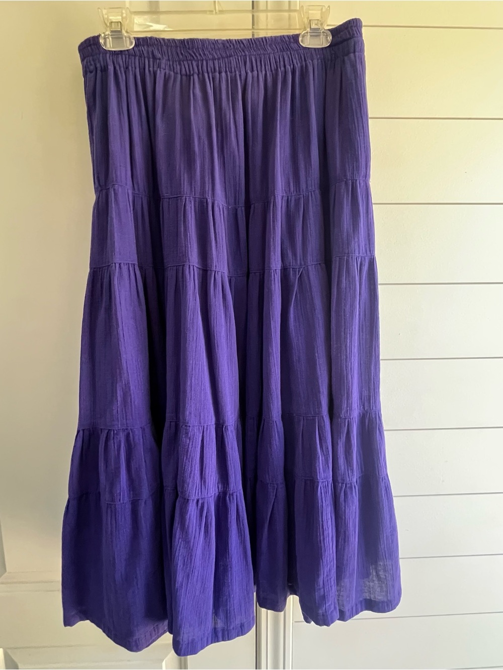 Vintage Chaus Sport Purple
Tiered Crinkle Gauze Maxi Skirt Boho SZ L